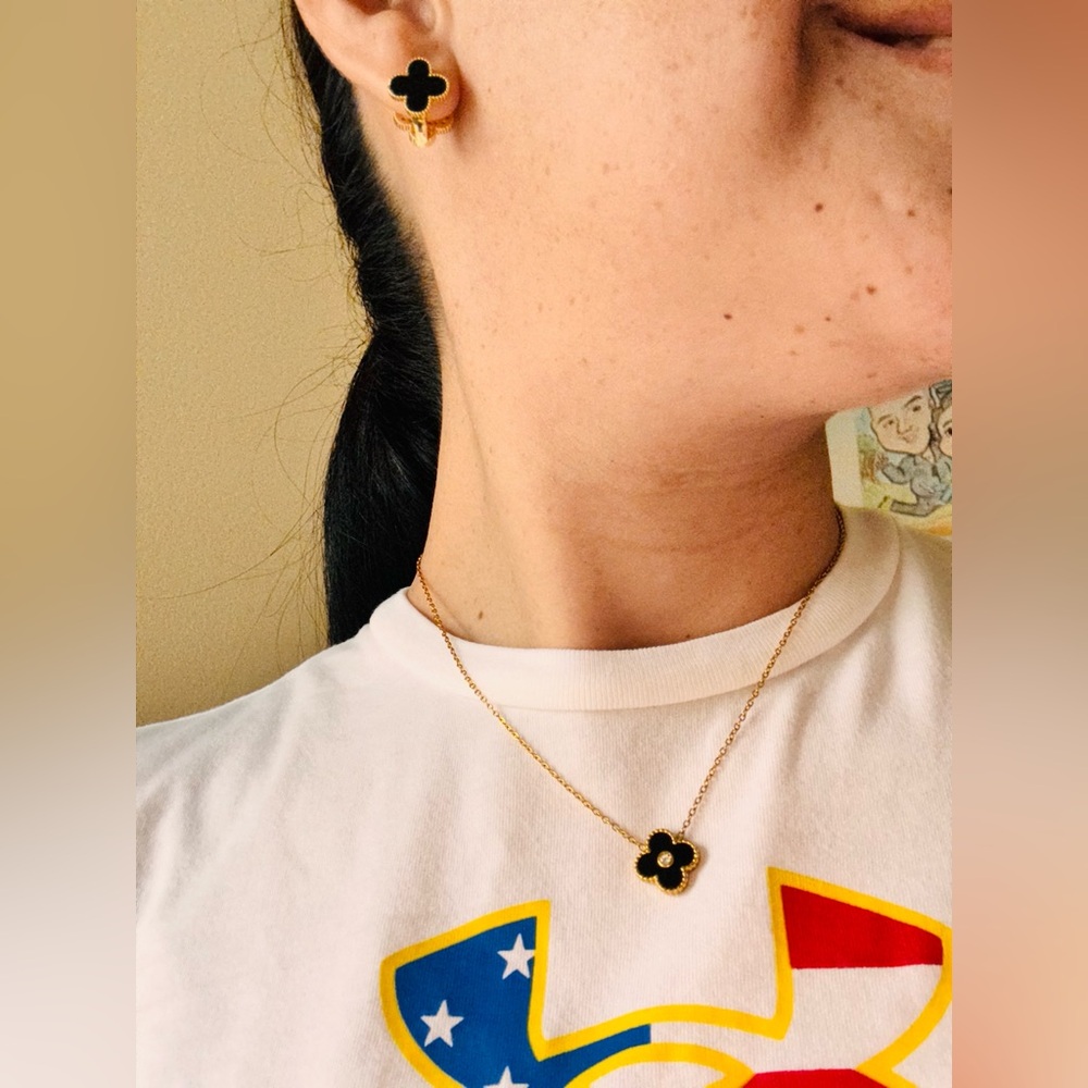 Gold and Black Clover Stud Earrings - Picture 3 of 3